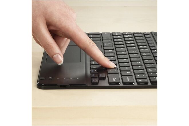 Hama Tablet-Hülle mit Tastatur für iPad Air 13" (2025)